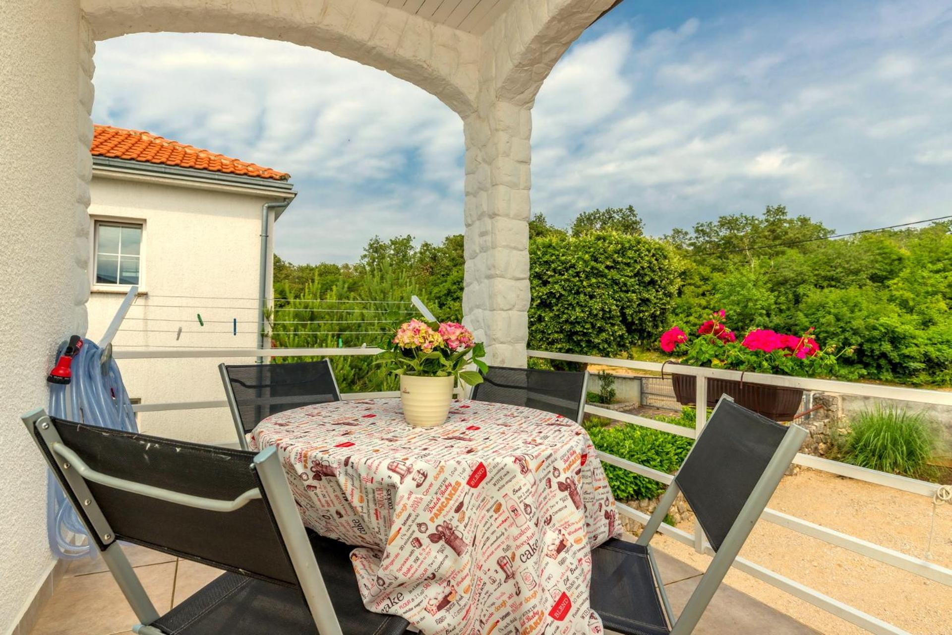 Apartments Kremenici Малинска Экстерьер фото
