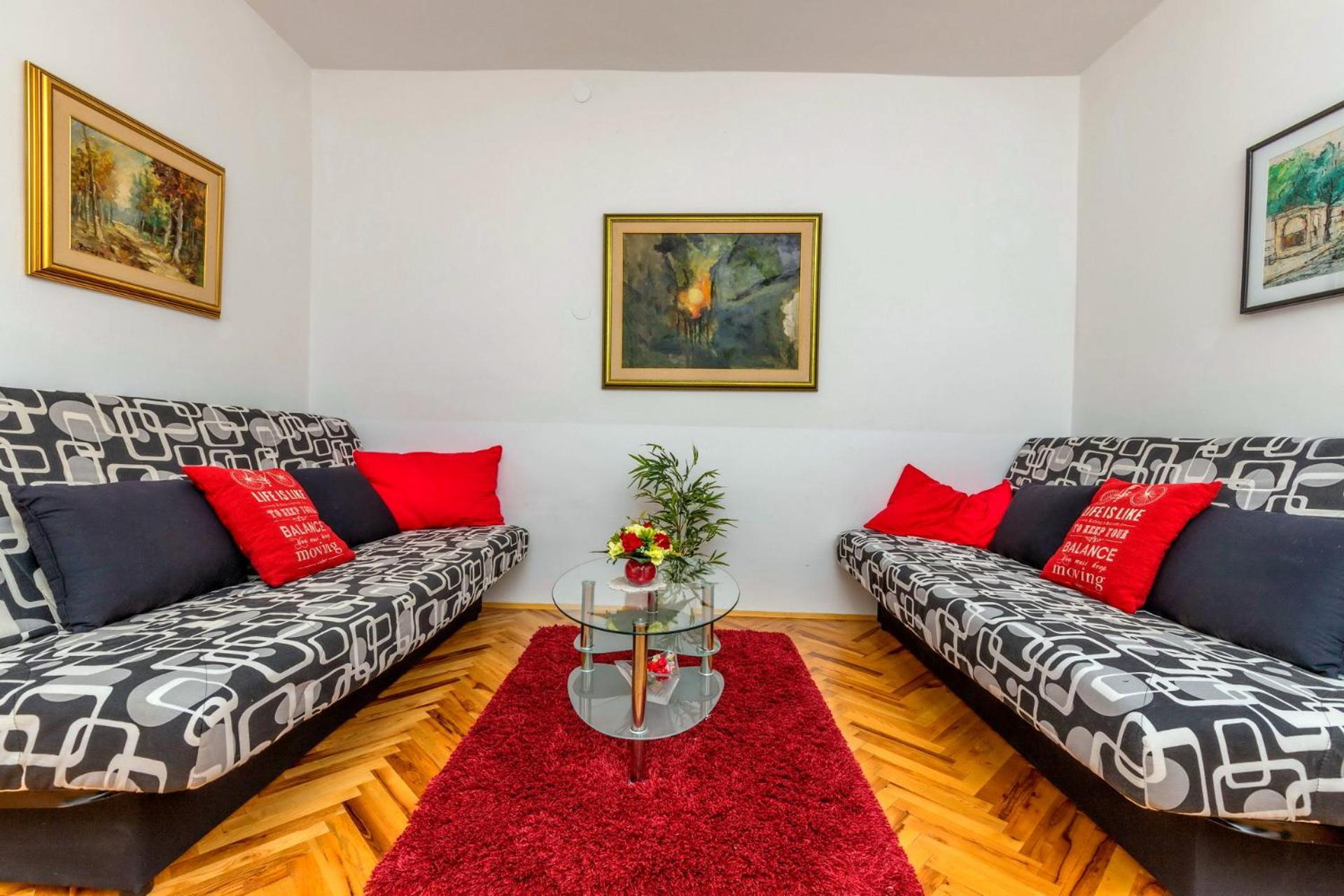Apartments Kremenici Малинска Экстерьер фото