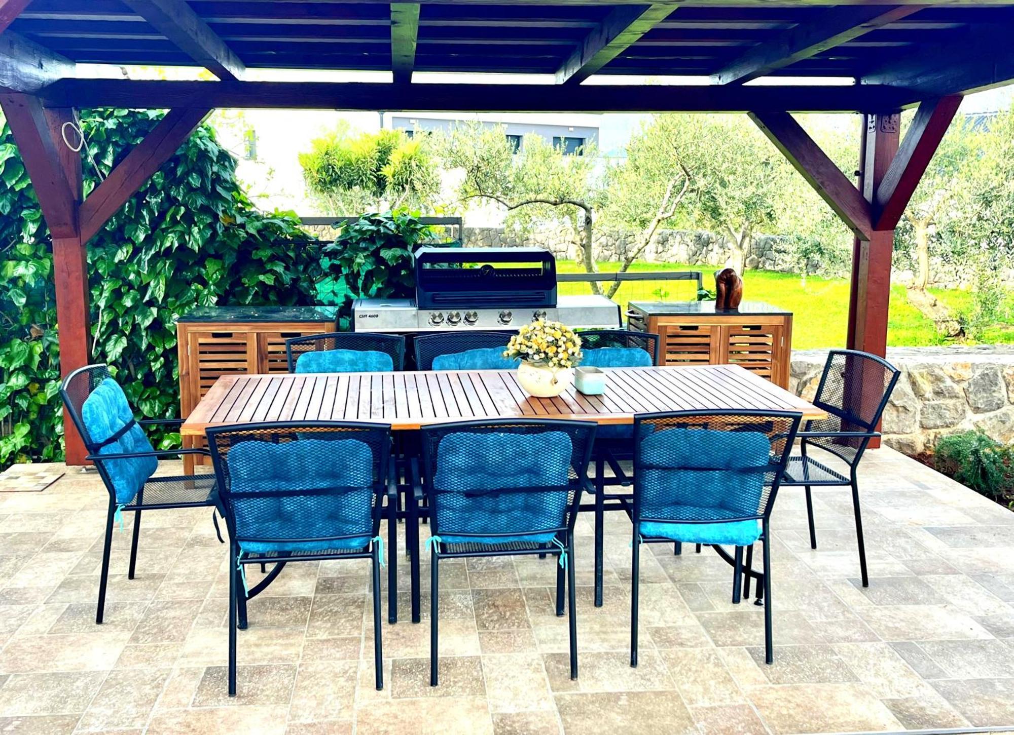 Apartments Kremenici Малинска Экстерьер фото