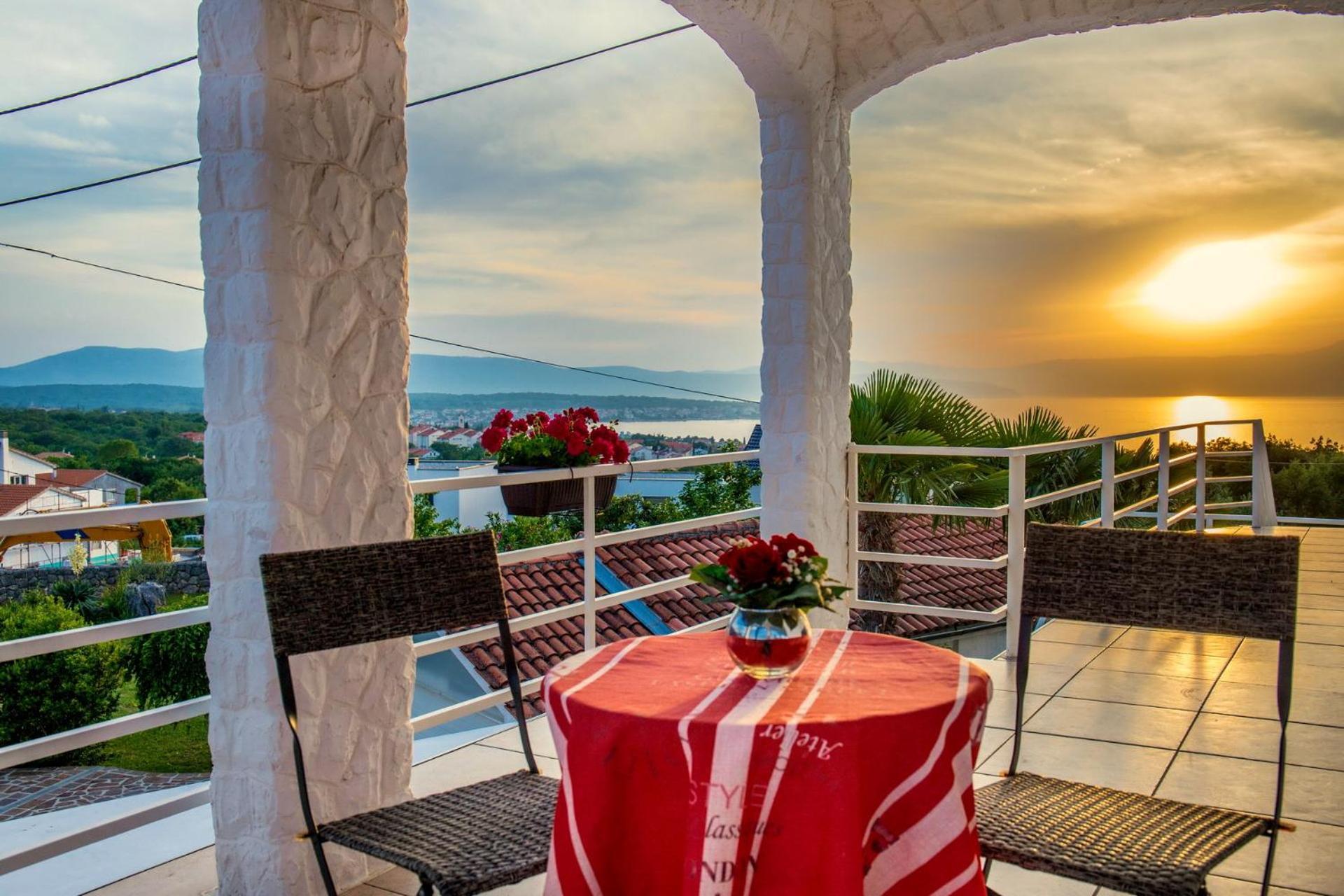 Apartments Kremenici Малинска Экстерьер фото
