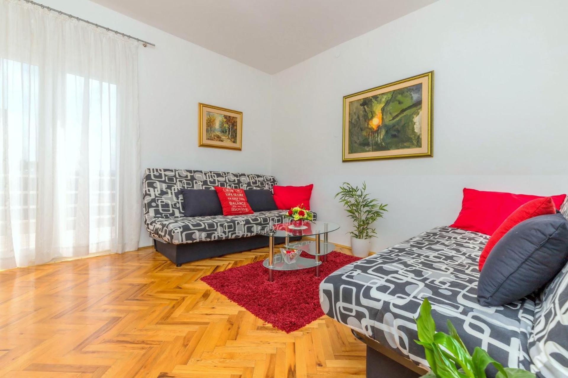 Apartments Kremenici Малинска Экстерьер фото