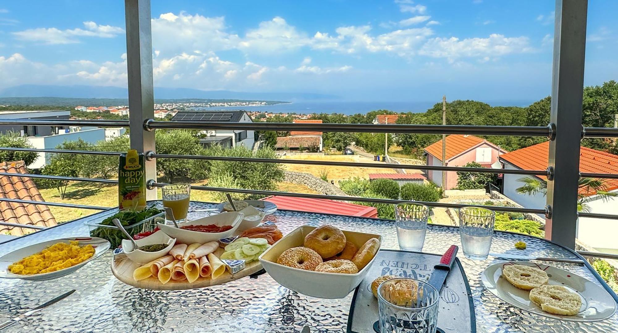 Apartments Kremenici Малинска Экстерьер фото